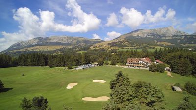 Vue du centre d'Oxygénation et golf Vue du centre d'Oxygénation et golf