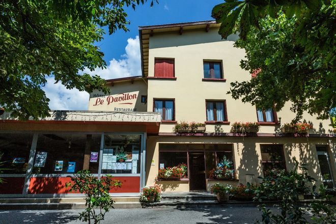 RESTAURANT - © JULIE SMETT RESTAURANT - © JULIE SMETT